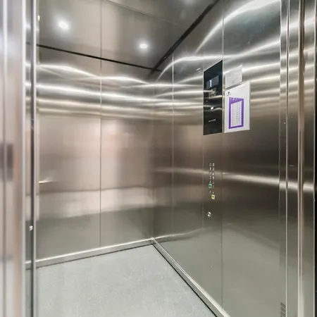 Moho Mezaparks Cozy New Privat Parking 里加